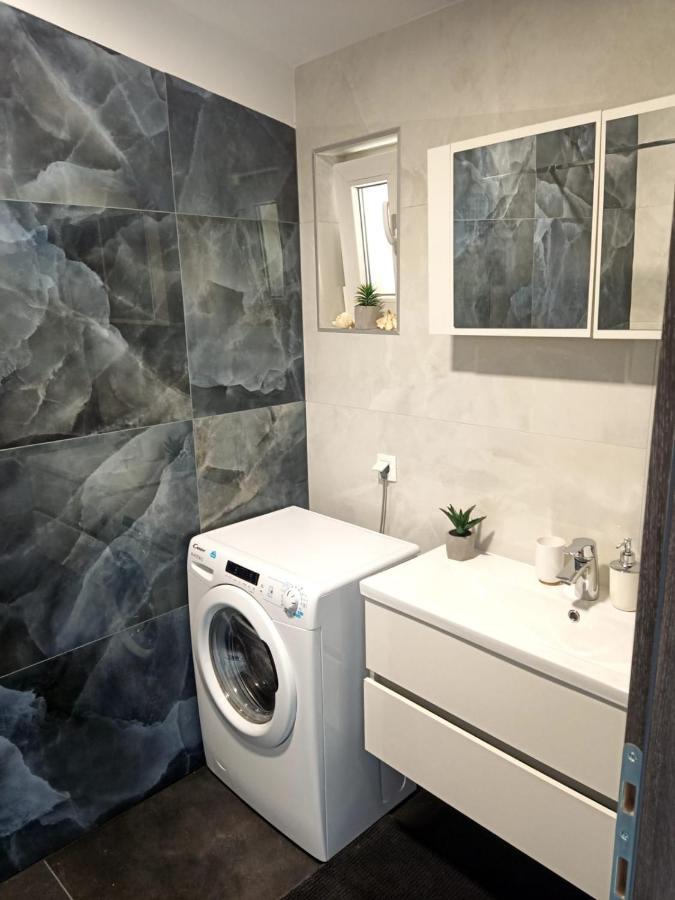 Apartman Lux Makarska Exterior foto